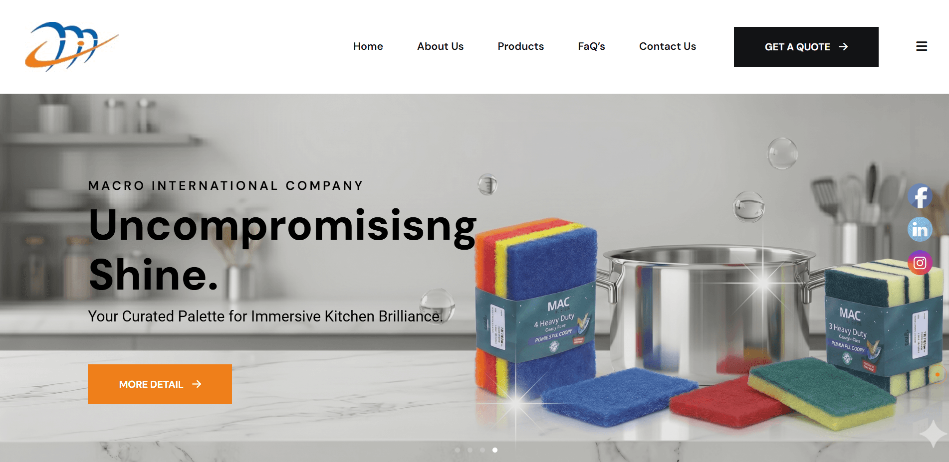 Macromic live website showcase